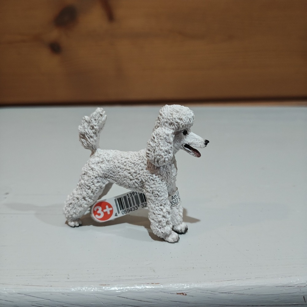Schleich White Poodle Dog Figure Figurine 13917 2020 405433320786